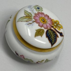 Royal Porzellan Bavaria Germany Small Round Trinket Box Floral Design Porcelain